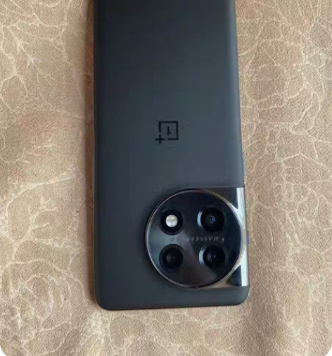 包邮1+11黑色，16+512，新机激活一...