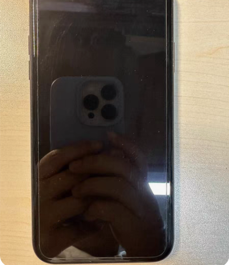 出自用的苹果xr 黑色 128g，正品国行...