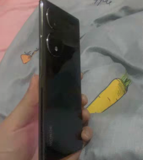 荣耀70亮黑色不墨迹来送手机壳 5G刚买一...