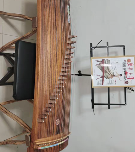 转卖125cm纯桐木古筝，送全套配件(包括...