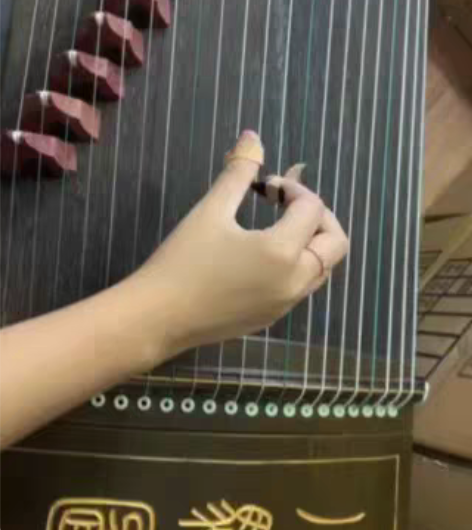 包邮全新古筝琴行处理一台,音质好标准1.6...