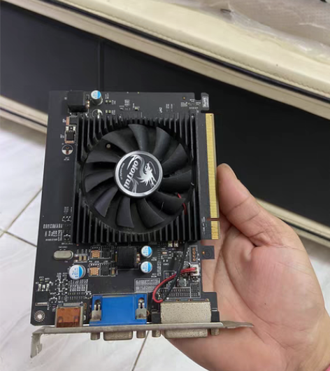 七彩虹显卡GT720 1G 要的直接拍，当...