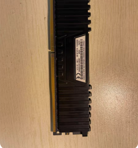 海盗船 DDR4 16G 3000频率内存...