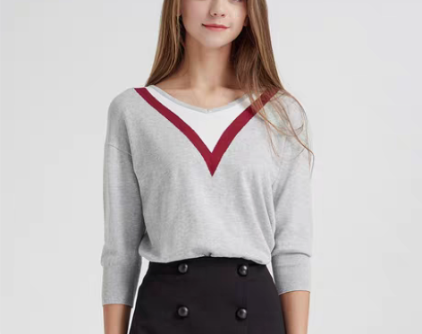 转卖简朵女装春季新品宽松短款套头针织打底衫...