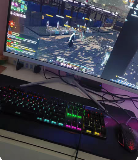 电脑，买了半年不到 感兴趣的话点“我想要”...