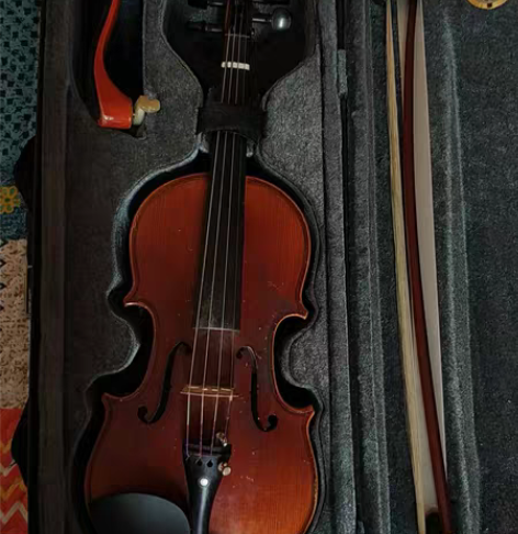 小提琴4分之1 宝贝换琴了，考完5级！有轻...