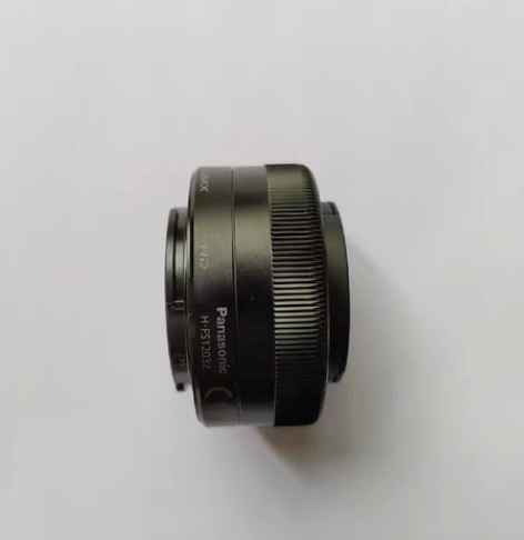 松下12-32原装镜头，带Uv镜。有防抖。...