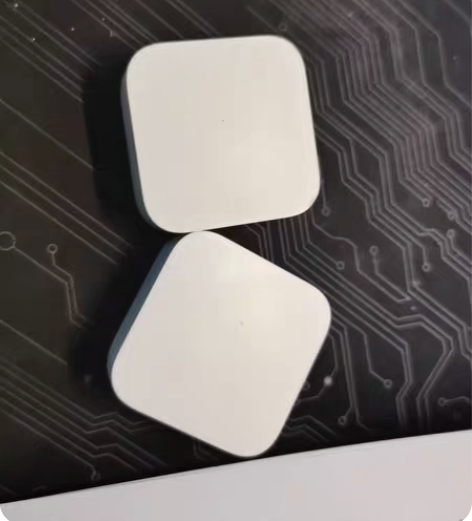 小米air蓝牙耳机仓，无耳机（两个） 感兴...