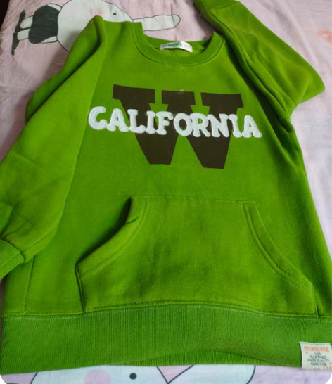 包邮140码卫衣一件，实物颜色非常漂亮，照...