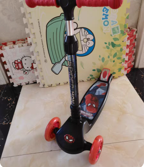 包邮迪士尼 滑板车儿童3-12岁宝宝踏板车...