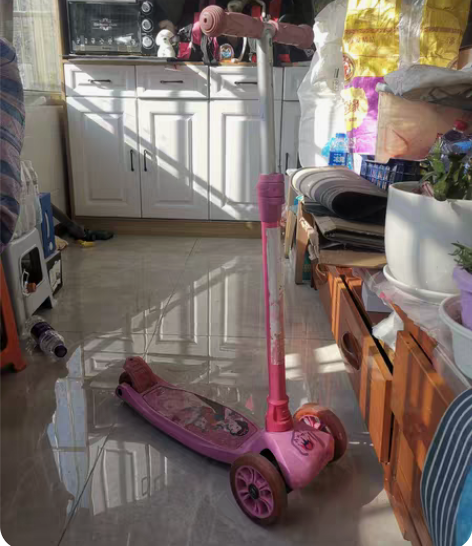 迪士尼儿童滑板车，质量很好，没有任何问题。...