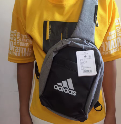 包邮正品全新款阿迪达斯单肩斜挎包休闲男士胸...