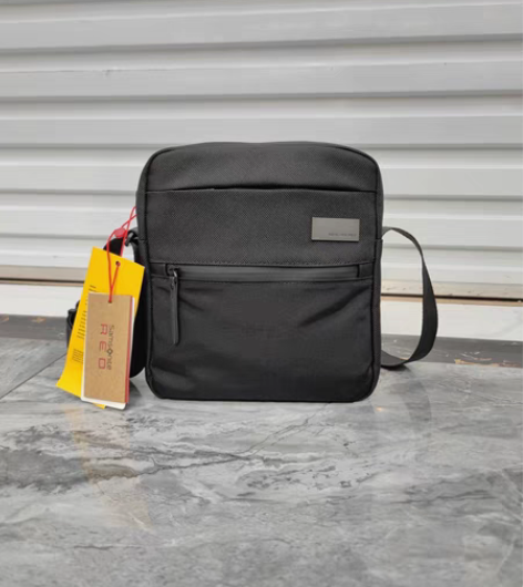 包邮【不正包退】全新Samsonite新秀...