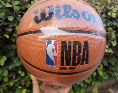 包邮（处理）特价处理全新未拆封威尔胜篮球七...