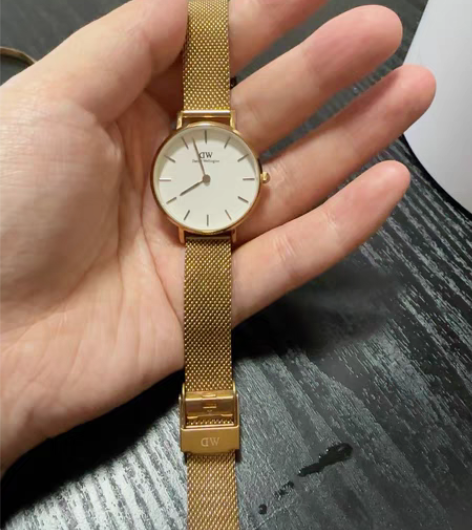 DW手表 表径28mm 送同品牌手镯小号...
