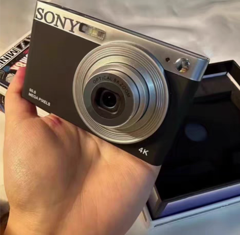 捡漏！捡漏！捡漏！索尼伸缩镜头相机学生入门...