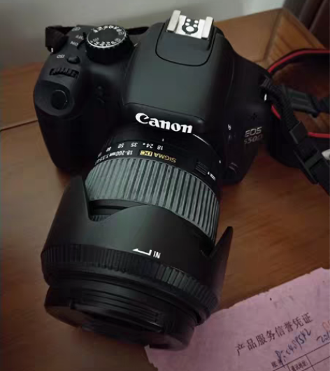 佳能单反相机EOS550D机身+适马镜头1...