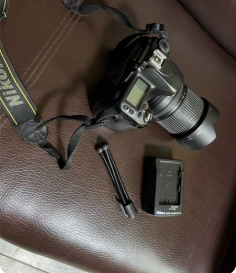 闲置尼康单反相机一台，低价处理，功能可正常...