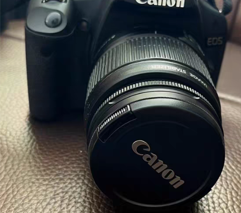 出一台佳能500D单反相机，9成新 感兴趣...