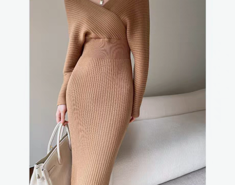 转卖JW酒窝定制 驼色打底衫女秋冬2021...