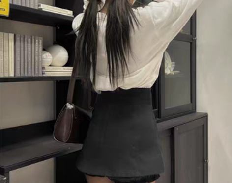 转卖证人筠筠【永远滴神】巨!!!显腿长花苞...