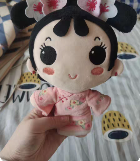 搬家低价出!杨幂溜溜梅官方周边棉花娃娃, ...