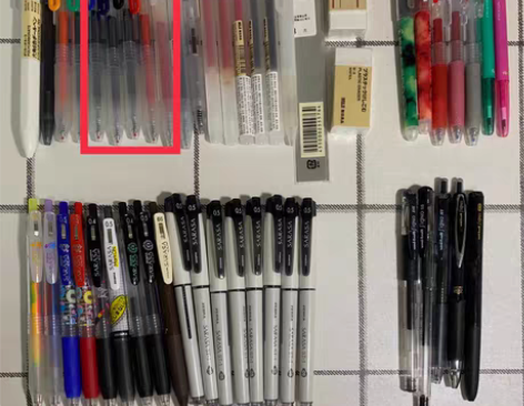 出闲置文具 笔 橡皮 尺子 修正带 笔袋 ...