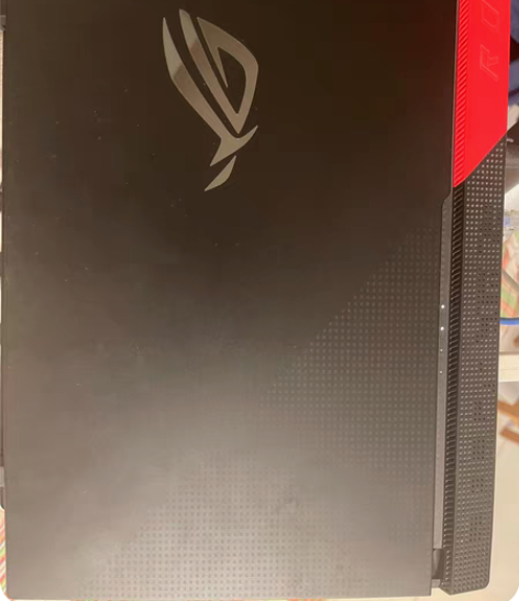 出售个人一手自用rog魔霸5,r95900...