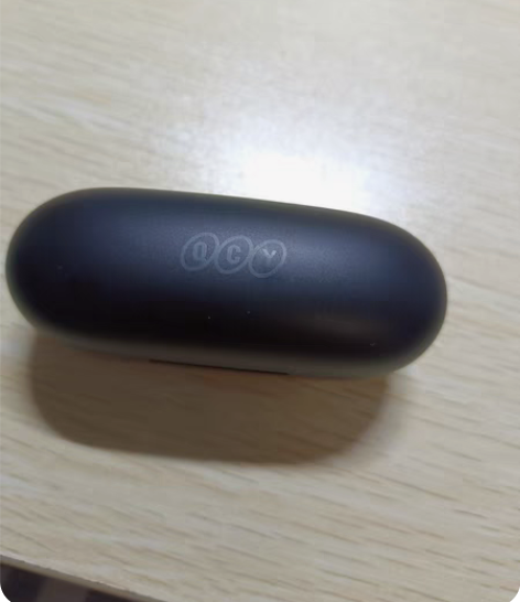 QCY T17蓝牙耳机 8成新左右，只有一...