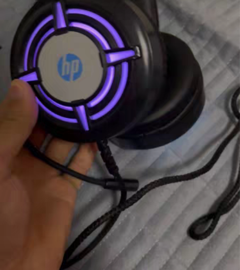 出售一款惠普头戴式电竞耳机正品想要直接拍一...