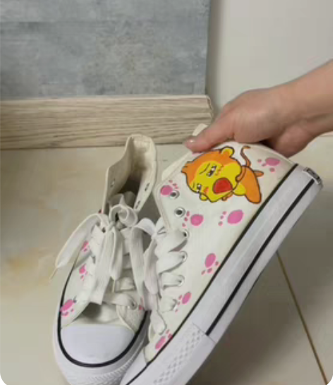 包邮帆布鞋手绘帆布鞋36码包邮 有点发黄，...