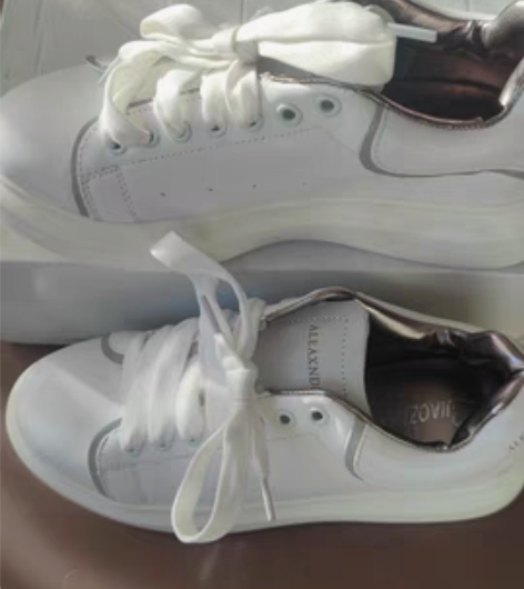 卡苒苒内增高鞋，全新未穿过38码，包邮38...