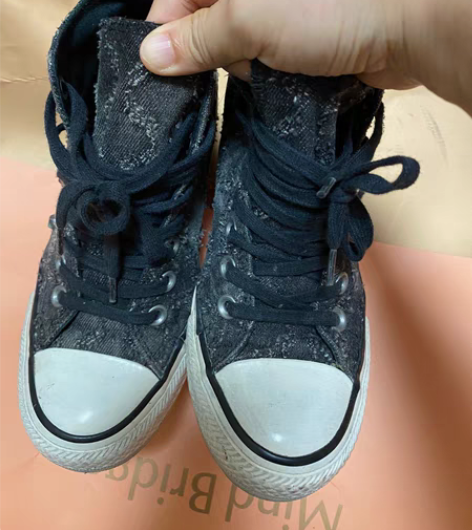 匡威女款内增高鞋  购于国外专柜 35.5...