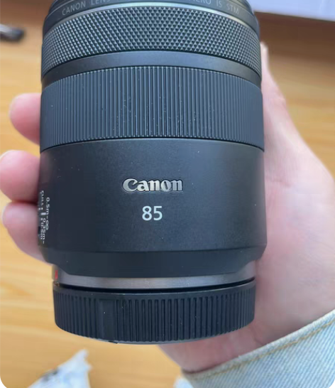 出自用 佳能rf85 2.0镜头 微单镜头...