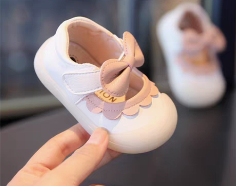 转卖女宝宝凉鞋学步鞋夏季婴儿公主0一1-3...