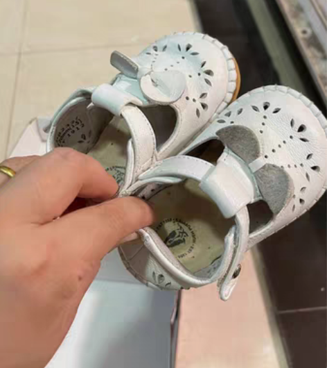 包邮暇步士小羊皮软底鞋,一岁以下宝宝凹造型...