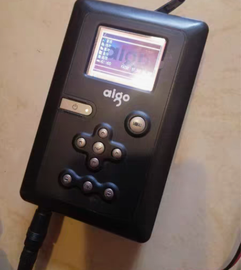 aigo/爱国者硬盘读卡器，可用于拷贝卡中...