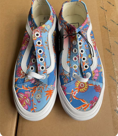 VANS鞋系列，小码清仓，1双包邮 感兴趣...