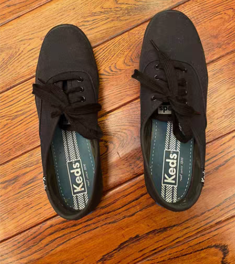 包邮keds 黑色帆布鞋 36码 5-6成...