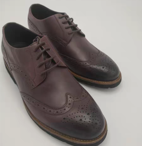 他她Tata男鞋，41码布洛克雕花男鞋，专...