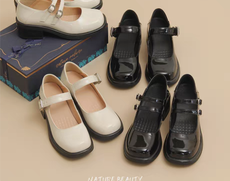 转卖自然卷复古玛丽珍鞋2021年秋显脚小粗...