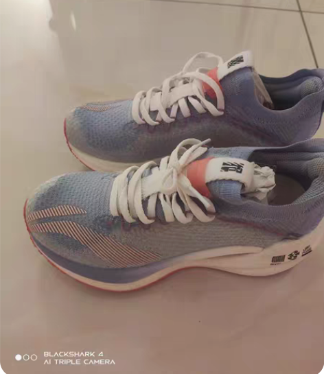 包邮李宁绝影，竞速鞋，碳板鞋，买来穿一次跑...