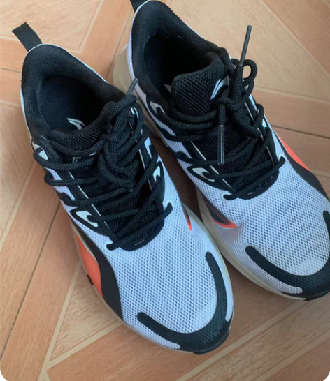 包邮李宁惊鸿鞋，36码，我买错尺码了，太小...