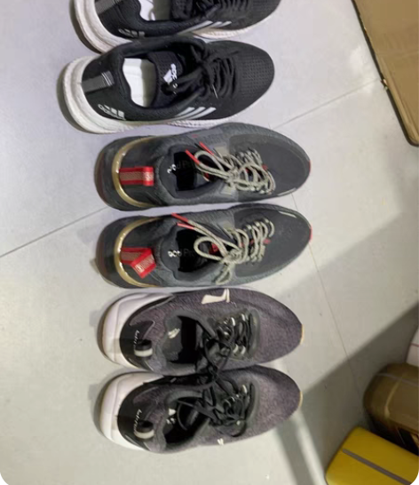 耐克9新一双,特步一双,李宁一双 感兴趣的...
