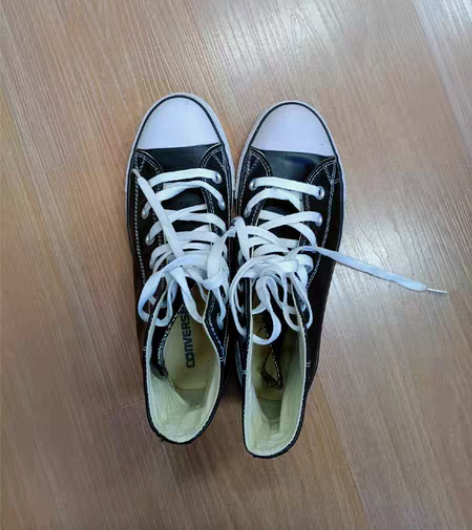 包邮匡威CONVERSE高帮皮面38码，偏...