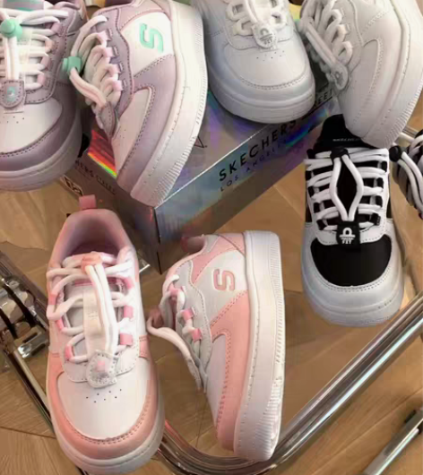 斯凯Q SK002运动休闲板鞋 ，休闲板鞋...