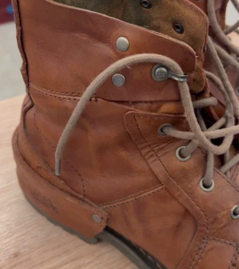 包邮CAT 复古机车靴 早期cat 牛皮大...