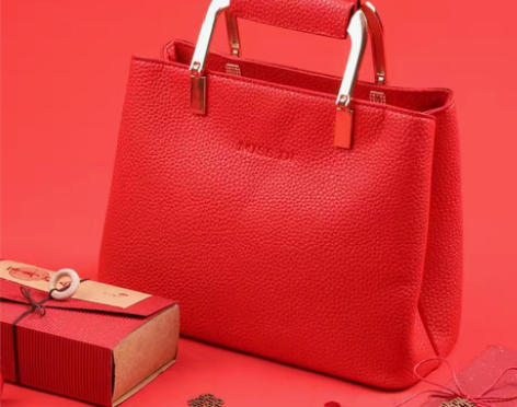 转卖红色包包新娘女斜挎婚庆婚包结婚单肩手…...