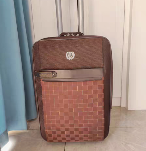 拉杆箱   大箱子 买来么用，有需要的可小...