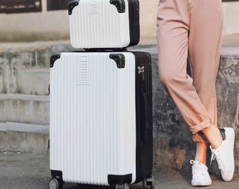 包邮质地：ABS 质地：ABS 适用人群：...